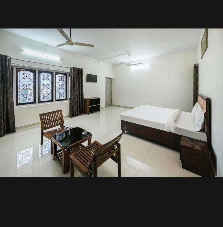 Zora Park Luxury Rooms Визакхапатнам Екстериор снимка